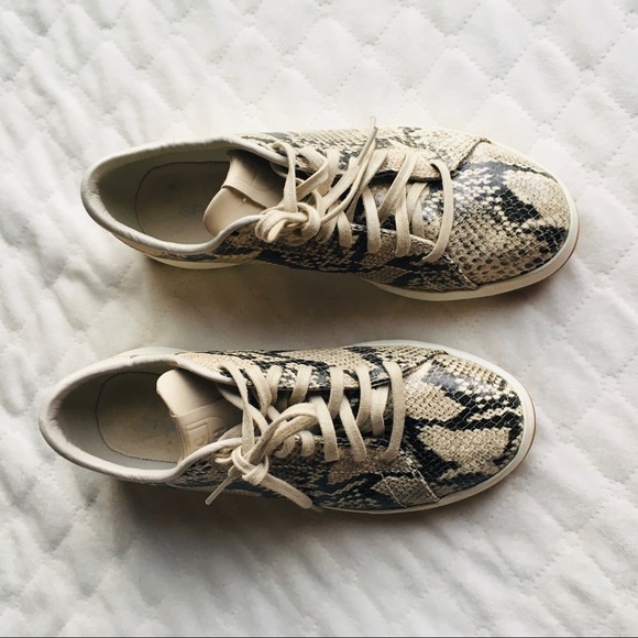 snake print tennis shoes